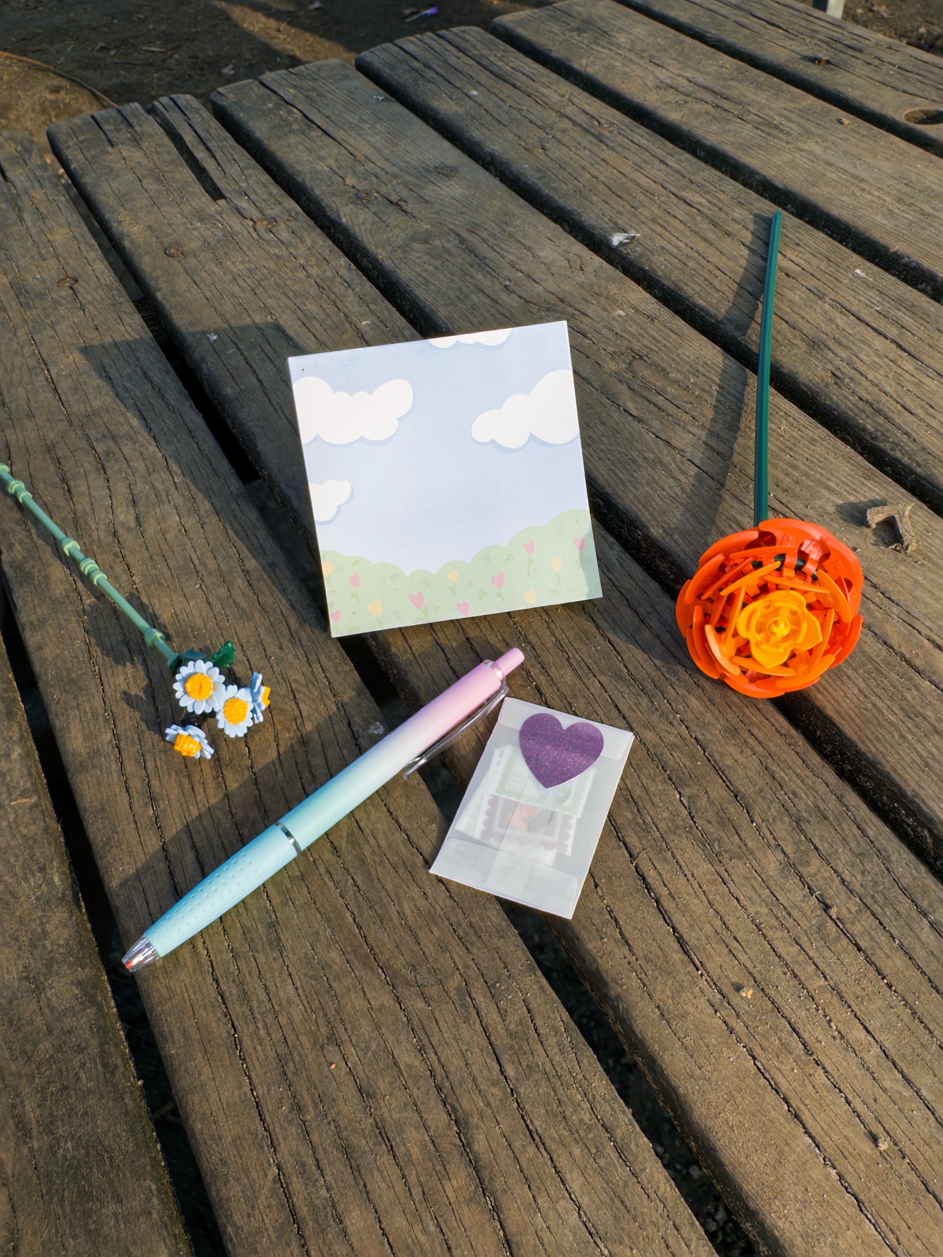 Blue sky and flowers day! Spring bundle: pen + stickers + memopad