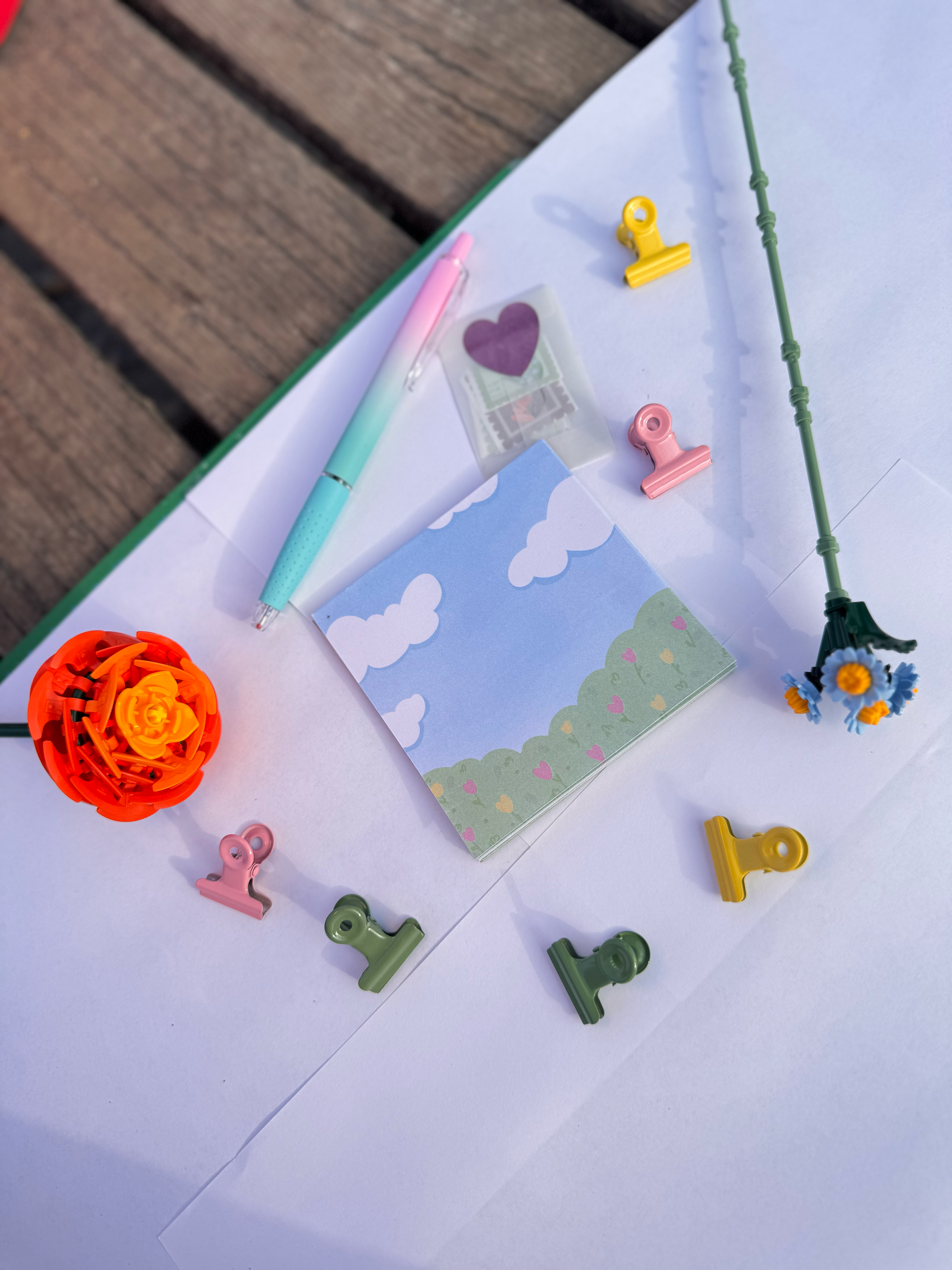 Blue sky and flowers day! Spring bundle: pen + stickers + memopad