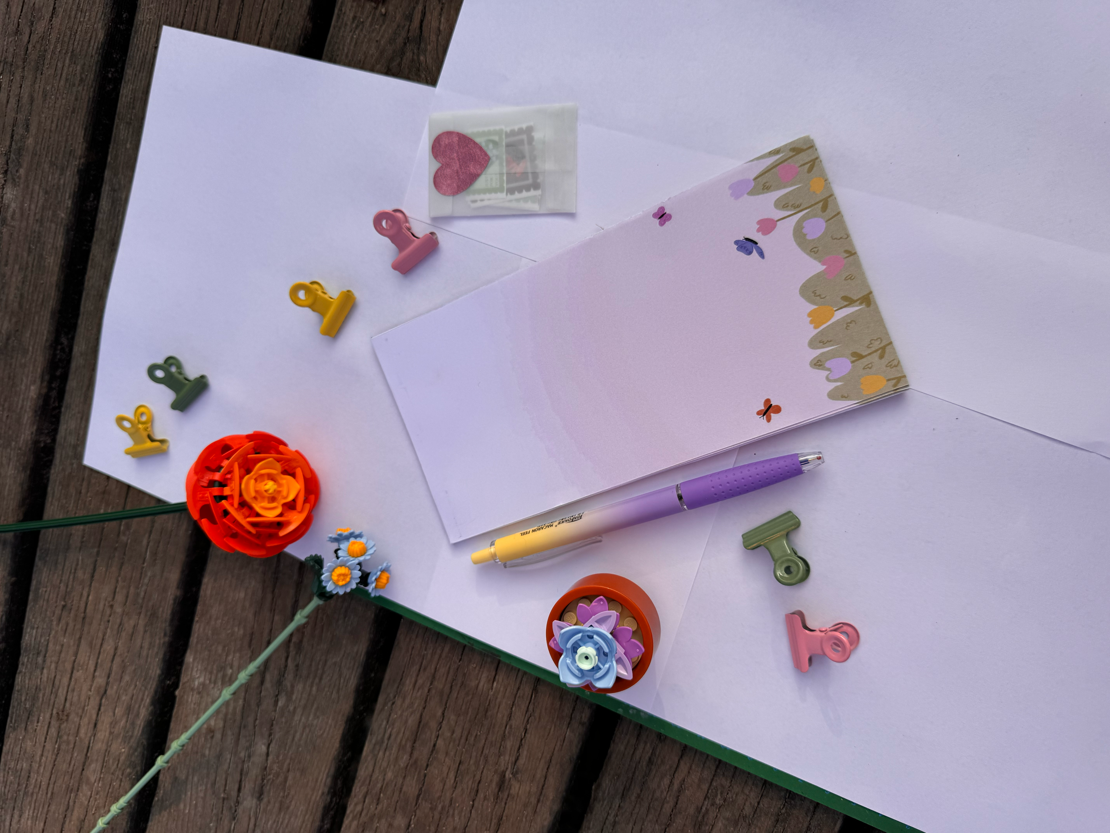 Bundle Memopad Flower Field - Spring 2026